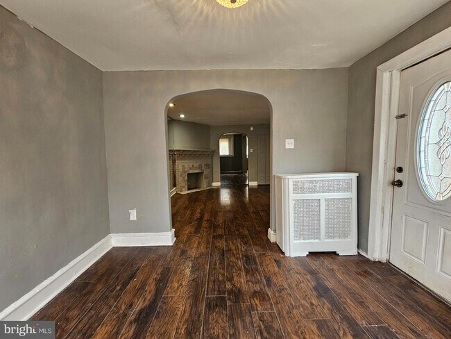 2043 S Redfield St photo'