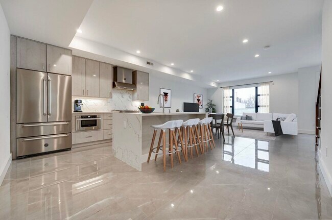 290 Griffith St in Jersey City, NJ - Building Photo - Building Photo