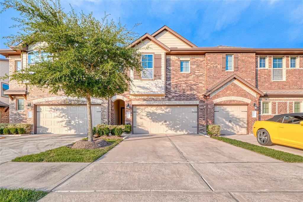 3435 Harvest Meadow Ln in Rosenberg, TX - Building Photo