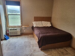 31 Keenans Wy in Kila, MT - Foto de edificio - Building Photo