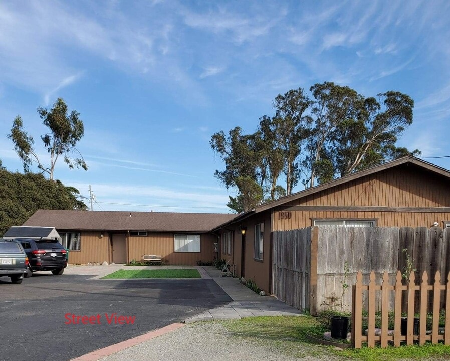 1950 11th St, Unit B in Los Osos, CA - Building Photo