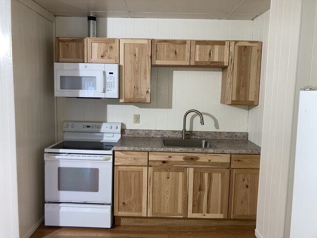 12 W Southern Ave, Unit 12