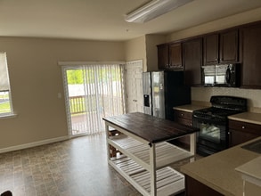 378 English Oak Ln in Prince Frederick, MD - Building Photo - Building Photo