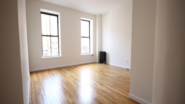 property at 484 Amsterdam Ave
