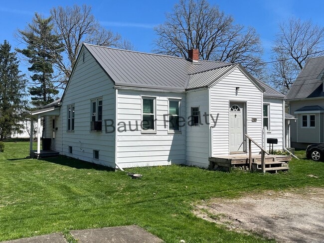 728 W 10th St in Ashland, OH - Building Photo - Building Photo
