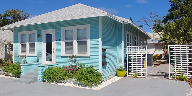 410 N Federal Hwy, Unit 2 in Lake Worth, FL - Building Photo - Building Photo