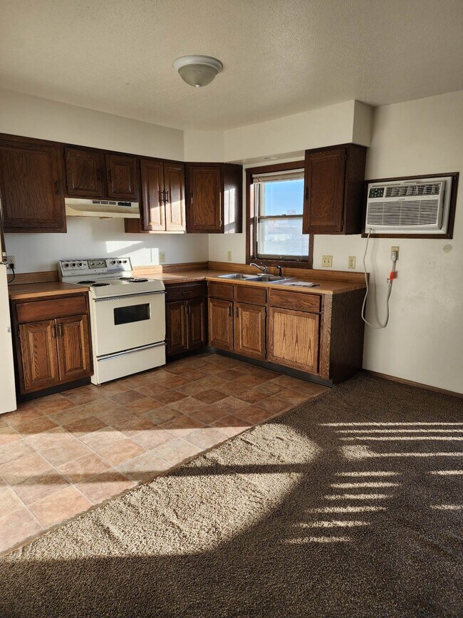 303 N 4th St Apartments and Nearby Aberdeen Apartments For Rent