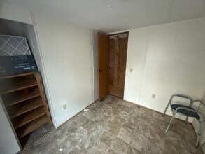 612 Cedar Level Rd in Hopewell, VA - Building Photo - Building Photo