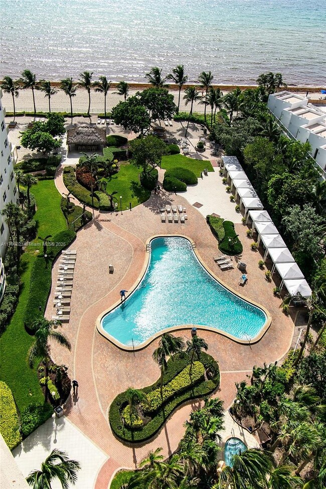 property at 3001 S Ocean Dr