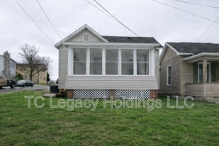 2201 Gould Ave in Clarksburg, WV - Building Photo