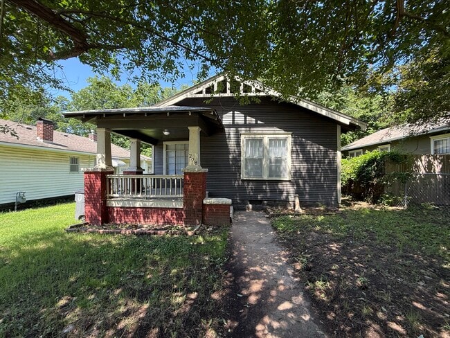 property at 208 N Xenophon Ave