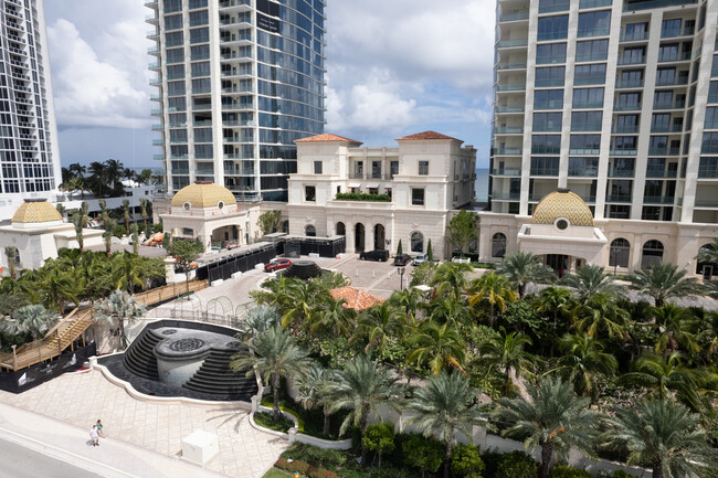 The Estates at Acqualina in Sunny Isles Beach, FL - Building Photo - Building Photo