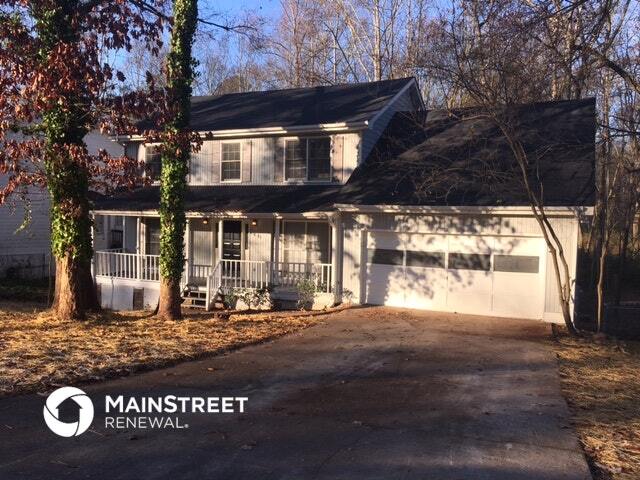 908 Saybrook Cir NW in Lilburn, GA - Building Photo