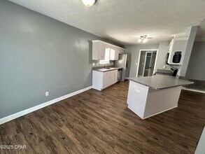 6201 Ivy Rd in Panama City, FL - Building Photo - Building Photo