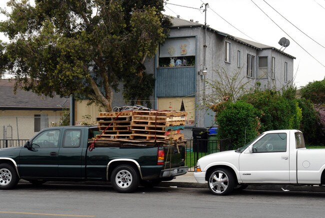 508 E Kelso St in Inglewood, CA - Foto de edificio - Building Photo