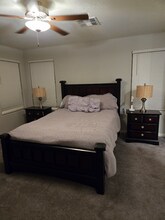 330 Spring Dove Ave in Henderson, NV - Building Photo - Building Photo