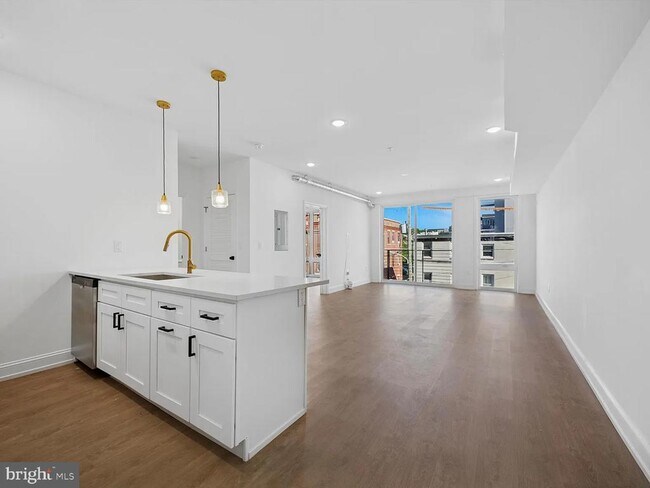 1620 Ridge Ave in Philadelphia, PA - Building Photo - Building Photo