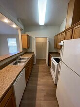 5200 Arrowhead Rd in Pensacola, FL - Building Photo - Building Photo