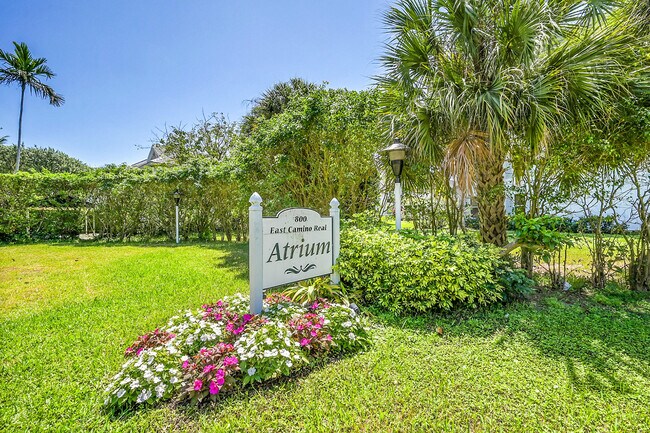 800 E Camino Real in Boca Raton, FL - Building Photo - Building Photo