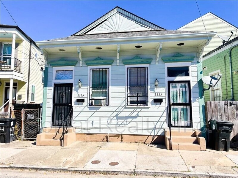 2223 Felicity St in New Orleans, LA - Foto de edificio