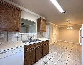 1412 Van Zanten Ct, Unit B in Killeen, TX - Building Photo - Building Photo