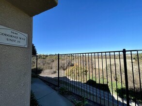 5040 Codorniz Way in Oceanside, CA - Building Photo - Building Photo