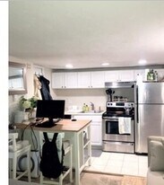 504 E Broadway in Boston, MA - Building Photo