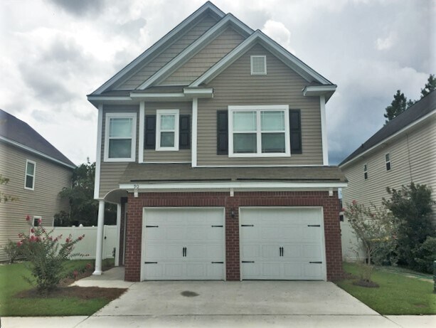 90 Summer Hill Way in Richmond Hill, GA - Foto de edificio