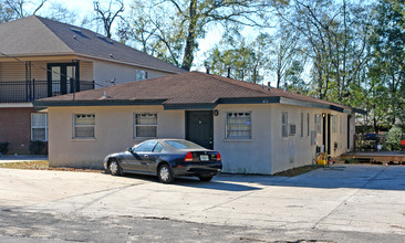 823 W Saint Augustine St in Tallahassee, FL - Building Photo - Building Photo