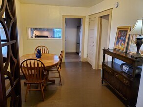 1911 Alpha St in Lansing, MI - Building Photo - Building Photo