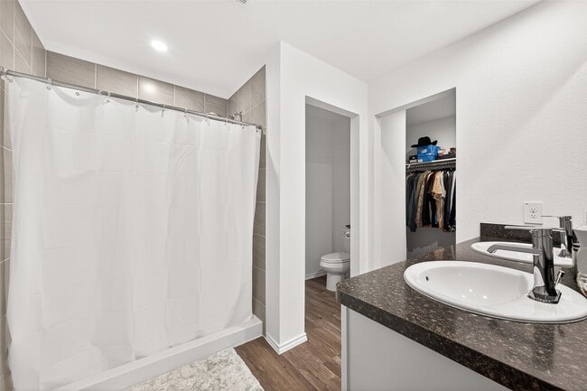 property at 40310 Bermuda Ivy St