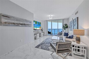 16699 Collins Ave in Sunny Isles Beach, FL - Building Photo
