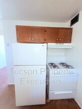4243 E Lee St in Tucson, AZ - Building Photo - Building Photo