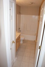 58 Gray Hawk Dr, Unit 58 Gray Hawk Drive in Shelbyville, KY - Building Photo - Building Photo