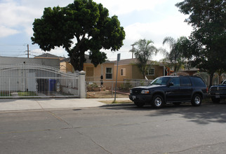 3677-3679 42nd St in San Diego, CA - Building Photo - Building Photo