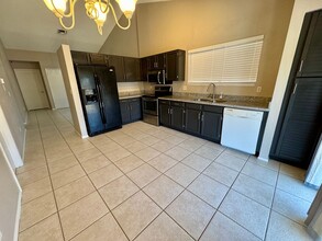 1111 N 64th St in Mesa, AZ - Building Photo - Building Photo
