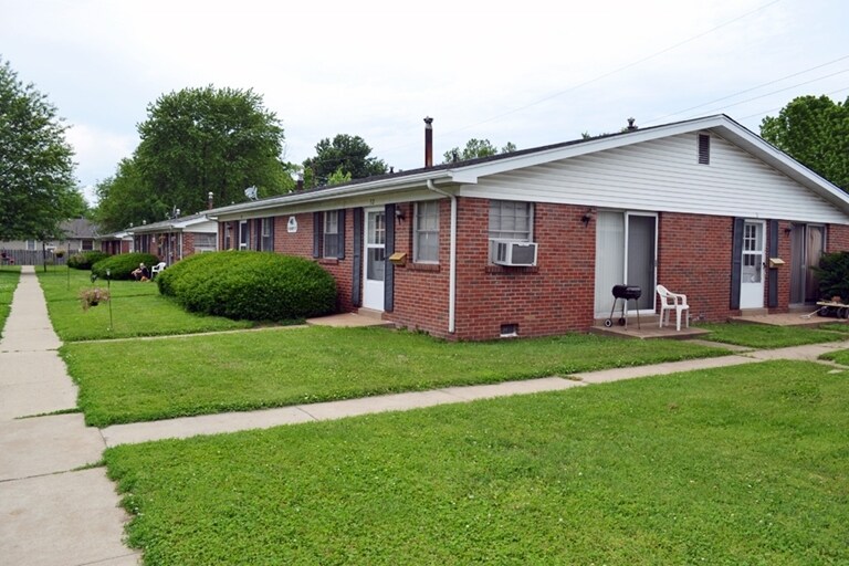 Kingery Court Apartments in Belleville, IL - Building Photo