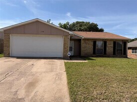 6610 Greenspring Dr in Arlington, TX - Building Photo