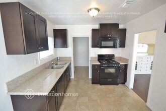 2115 Redondo Blvd in Los Angeles, CA - Building Photo - Building Photo