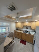 6120 Whiskey Creek Dr in Ft. Myers, FL - Building Photo