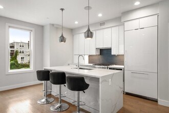 584 E 3rd St in Boston, MA - Building Photo - Building Photo