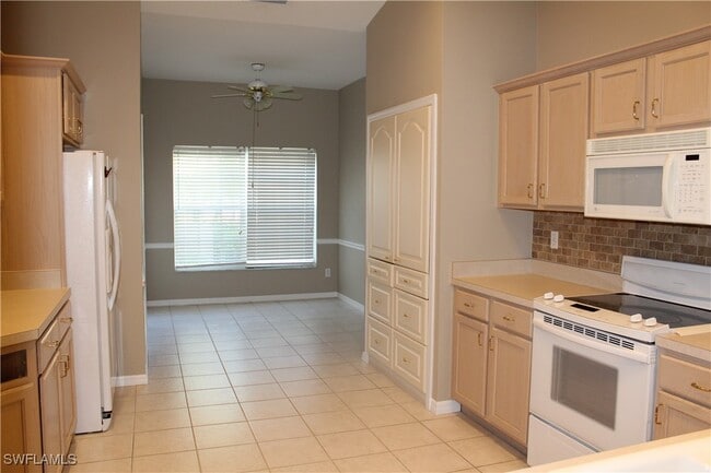 property at 6993 Lone Oak Blvd