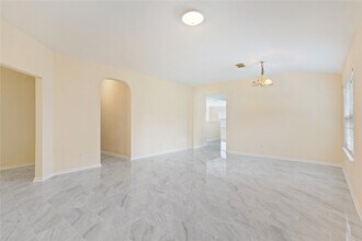 7710 Sapulpa Ln in Cypress, TX - Building Photo - Building Photo