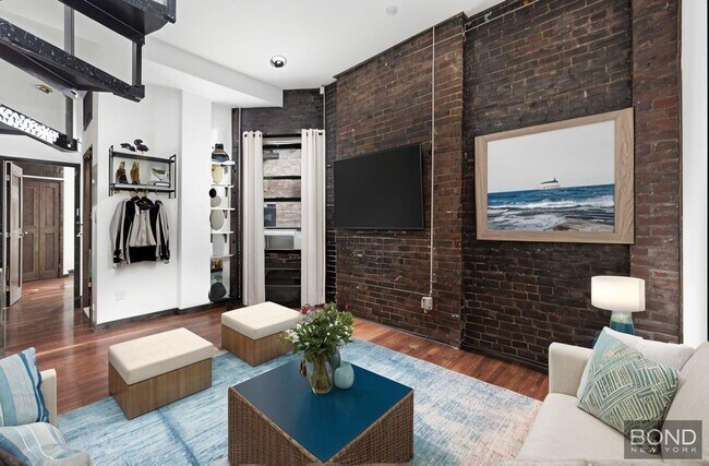 property at 516 E 12th St