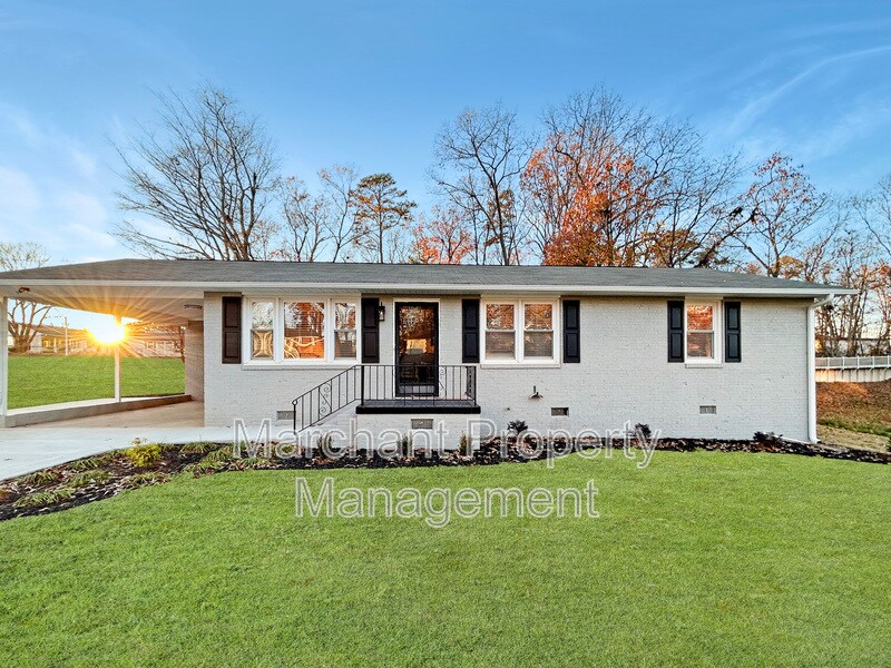 105 Sexton St in Duncan, SC - Building Photo