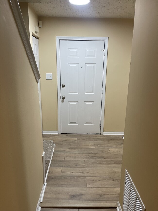 2431 E Rosecroft Village Cir in Oxon Hill, MD - Building Photo - Building Photo