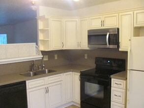 5357 Burcham Way in Indianapolis, IN - Building Photo - Building Photo
