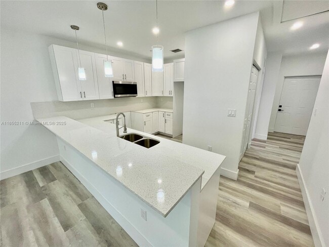 1234 NW 102nd St in Miami, FL - Building Photo - Building Photo