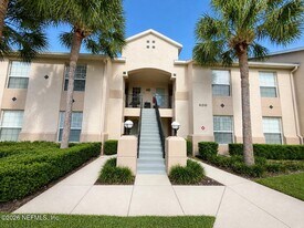 407 Augusta Cir in St. Augustine, FL - Building Photo