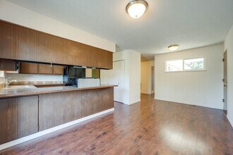 340-342-342 NW North St in Pullman, WA - Building Photo - Building Photo